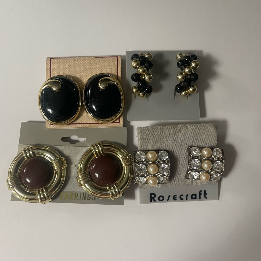 Vintage 80’s/90’s Clip On Button Style Earring Set